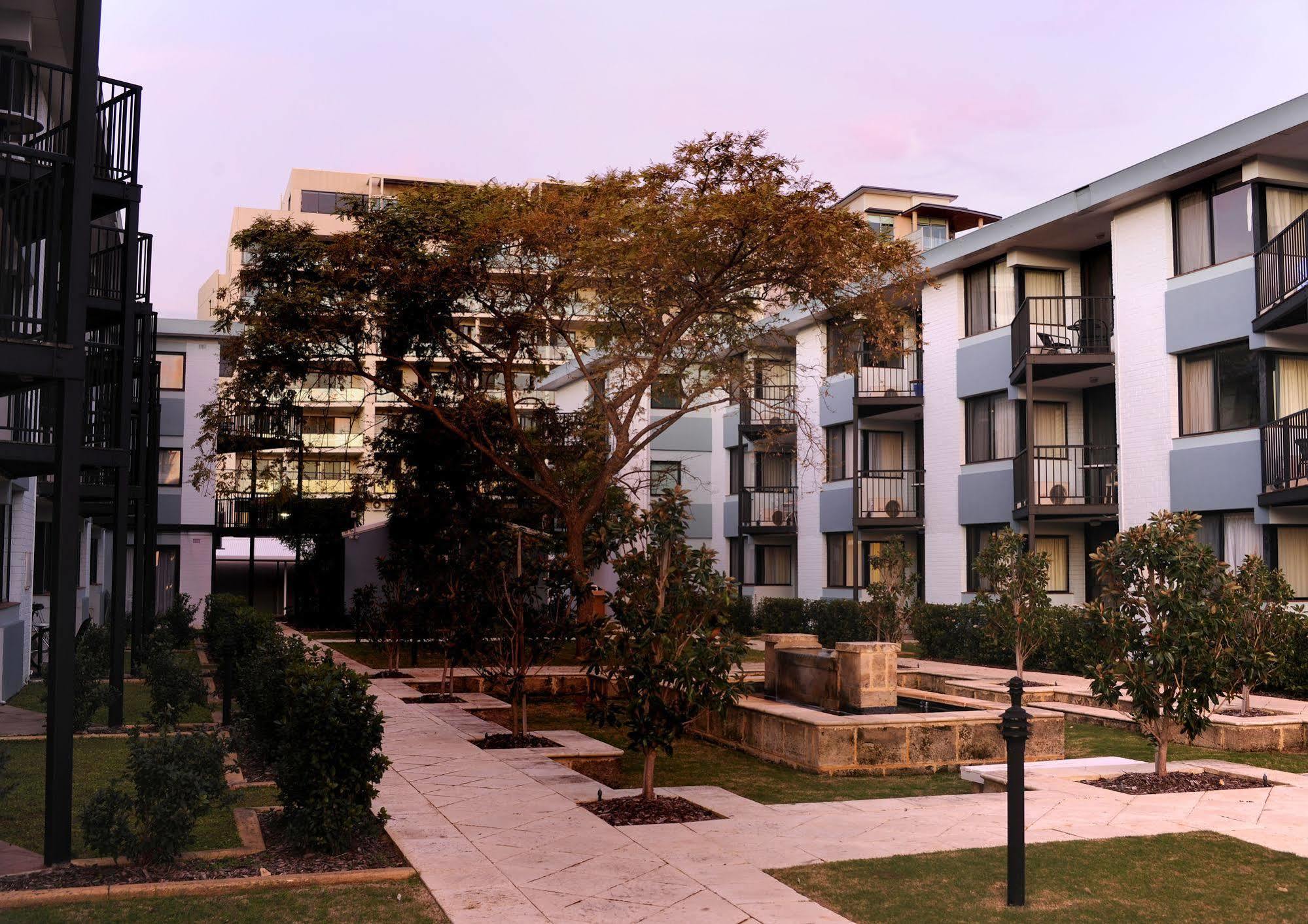 Lodestar Waterside Apartments Perth Esterno foto